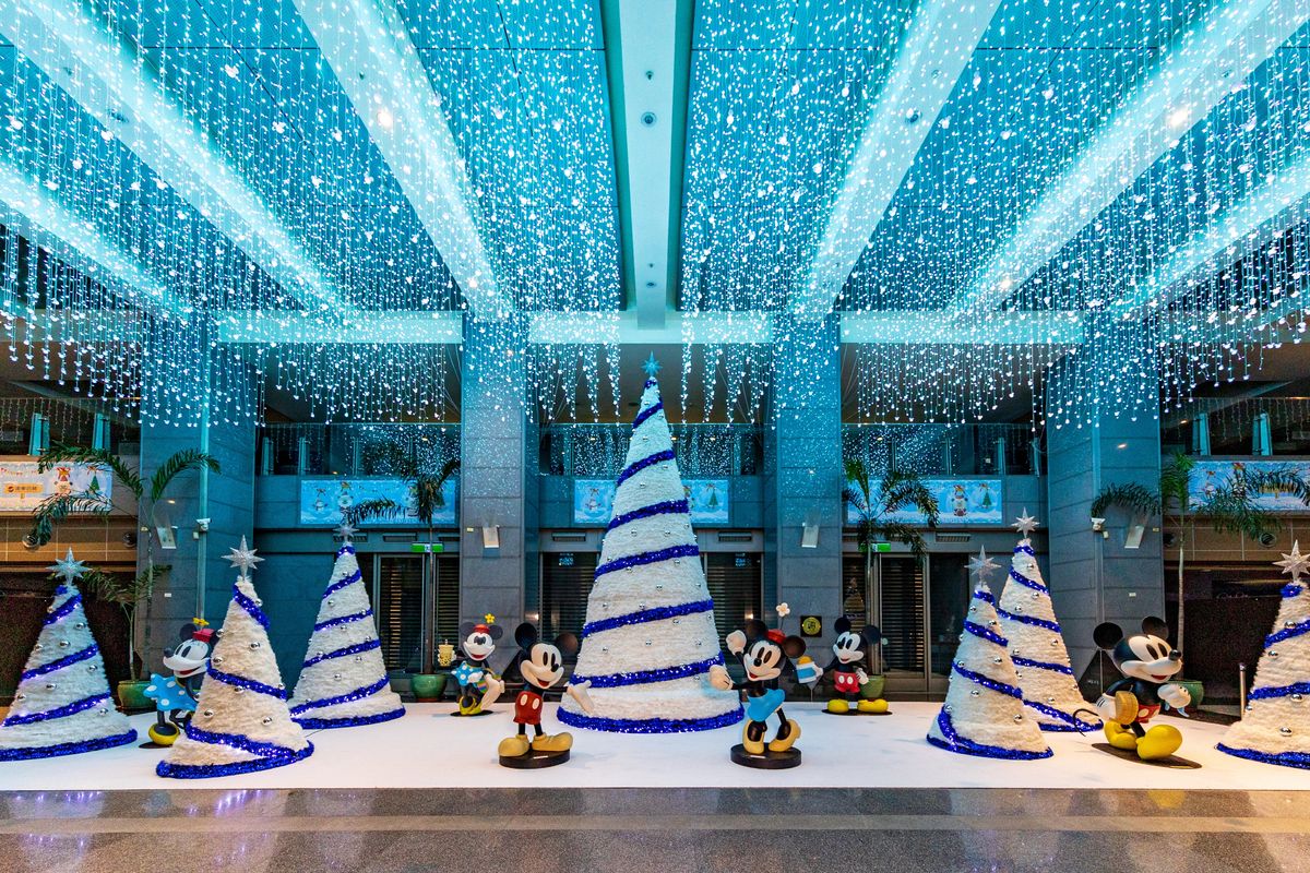 Numerous Disney+ scenes and characters inspired installations in twin main illumination zones “Xinban” and “Fuzhong” will be greeting eventgoers with Mickey, Minnie, Olaf, Buzz Lightyear, Groot, Grogu, and other beloved characters.